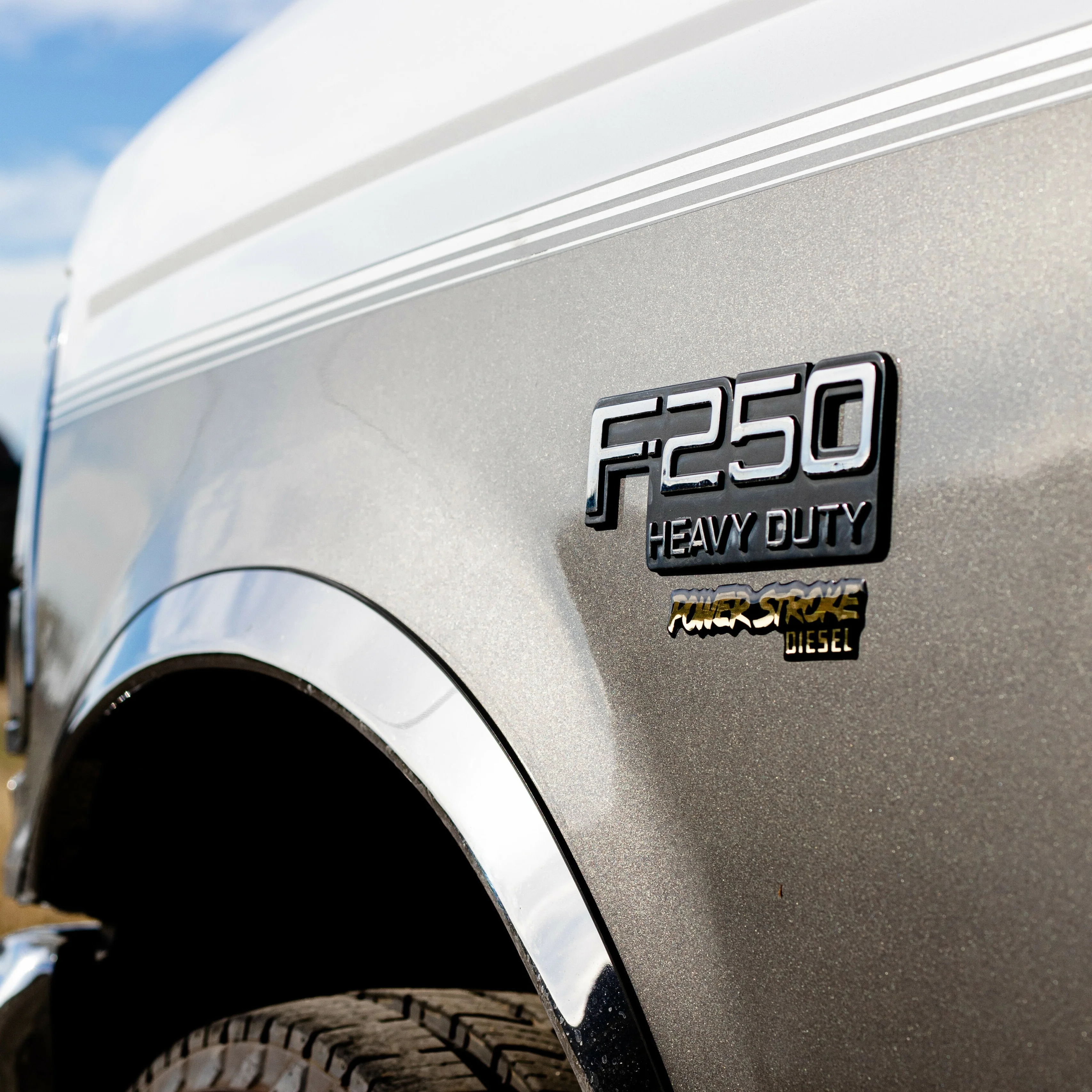 Complete Performance PowerStroke Emblem 94-97 Ford F-250/F-350 SuperDuty - Image 2