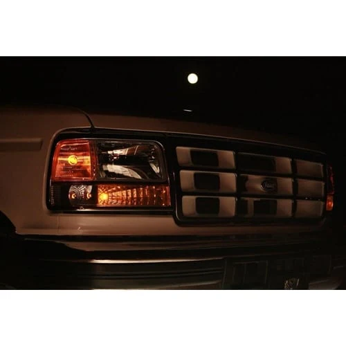 Complete Performance Six Piece Clear Headlight Kit 92-96 Ford - Image 3