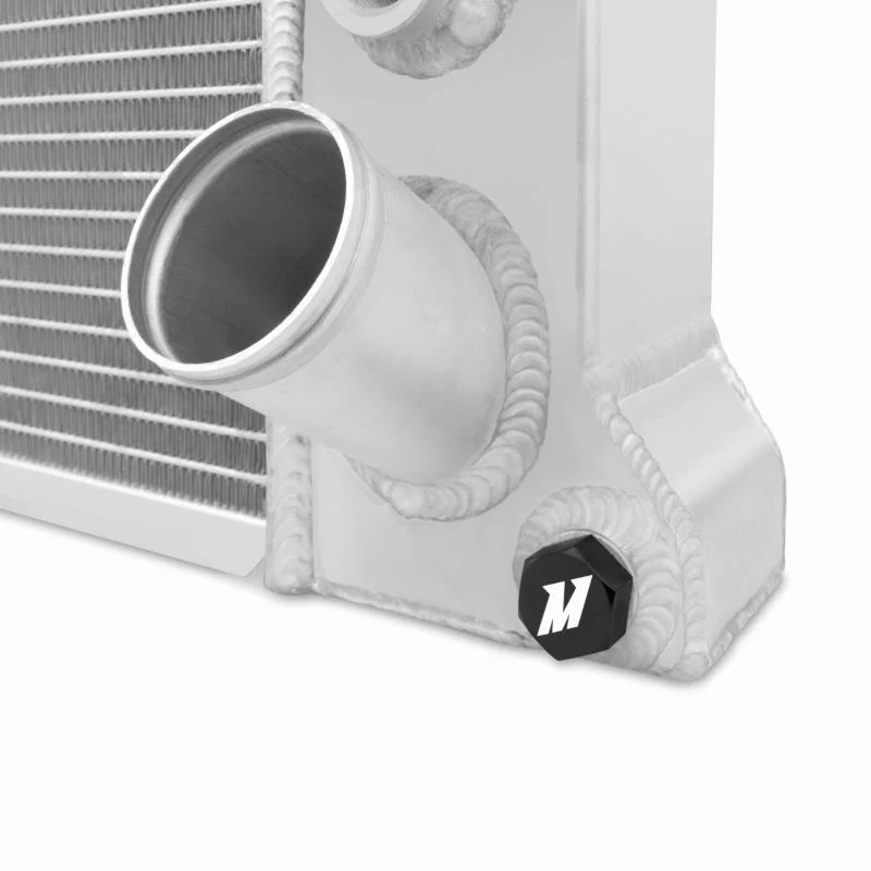 Mishimoto Aluminum Performance Radiator 01-05 GM 6.6L Duramax - Image 4