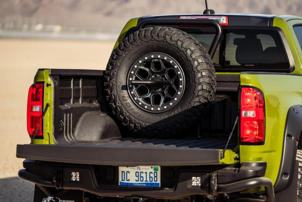 AEV Vertical Tire Mount 17-22 Chevrolet Colorado - Image 2