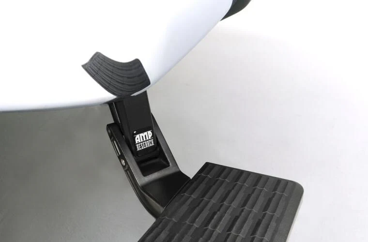 AMP Research Bedstep 11-19 GM Duramax LML/L5P