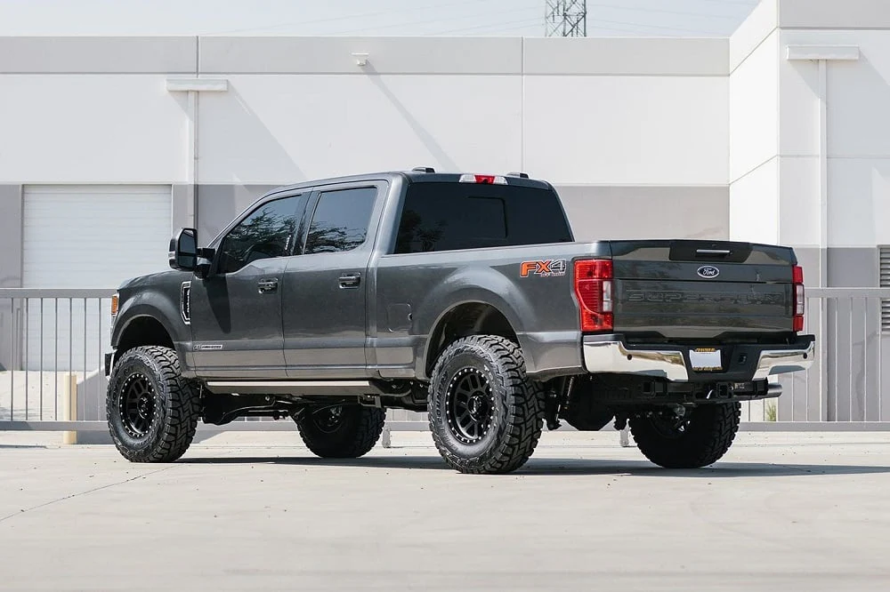 Cognito 3" Elite Lift Kit With Fox 2.5 DSC Remote Reservoir Shocks 20-24 Ford F-250 / F-350 4WD - Image 4