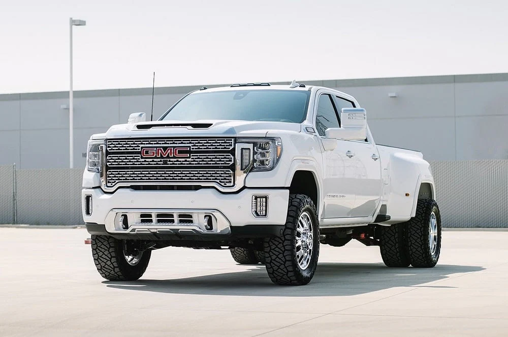 Cognito Elite Leveling Kit With King 2.5 Reservoir Shocks 20-25 GM 6.6L Duramax L5P - Image 2