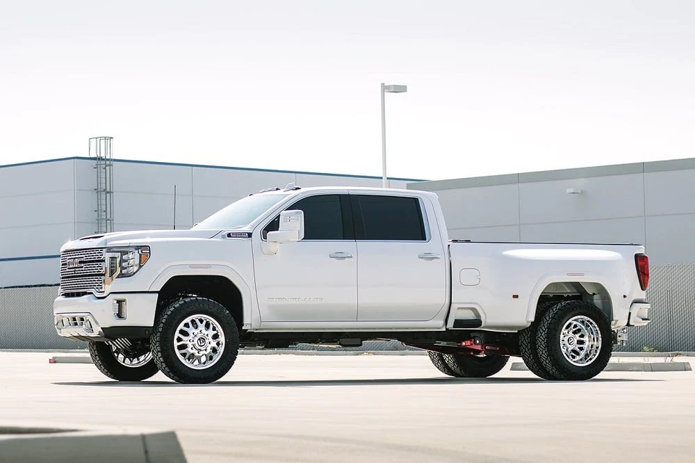 Cognito Elite Leveling Kit With King 2.5 Reservoir Shocks 20-25 GM 6.6L Duramax L5P - Image 4