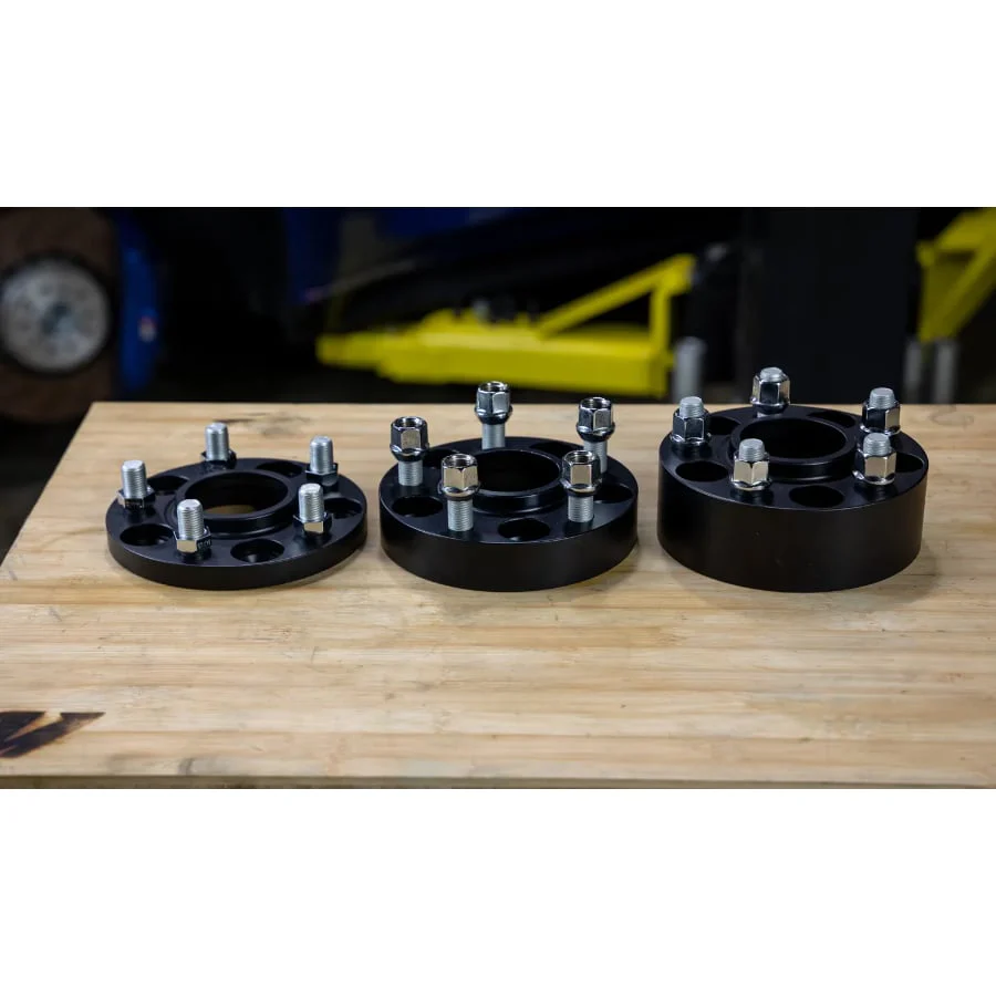 Mishimoto Borne Off-Road Wheel Spacers | 8x6.5" Bolt Pattern | M14x1.5 Studs | 121.3mm Center Bore - Image 8